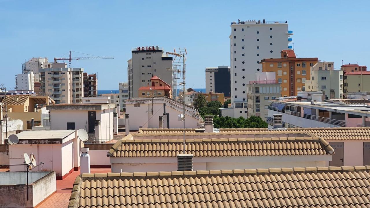 Universidad Del Mar - Alquiler Solo Familias Gandía Buitenkant foto