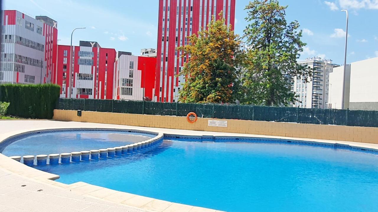 Universidad Del Mar - Alquiler Solo Familias Gandía Buitenkant foto