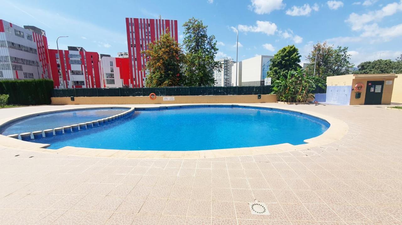 Universidad Del Mar - Alquiler Solo Familias Gandía Buitenkant foto